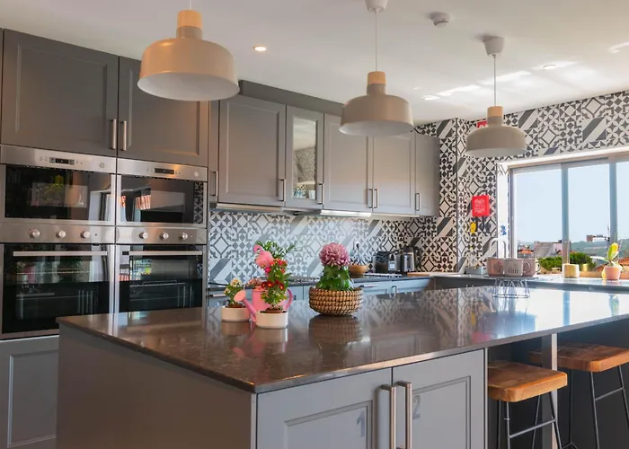 7min To Uni Sé-velha - Ac - Work Desk - 300mbs Wifi - 2 Coímbra