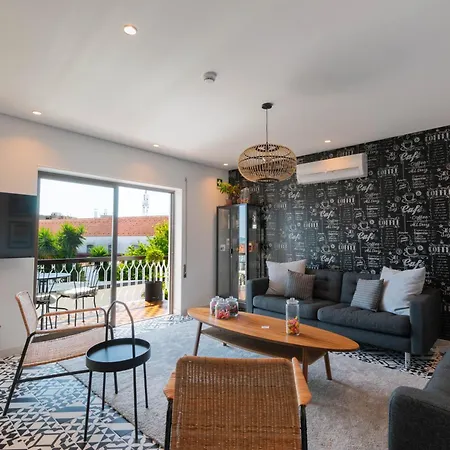 7min To Uni Se-velha - Ac - Bbq & Gym - Work Desk - 300mbs Wifi - 2 3* Coimbra